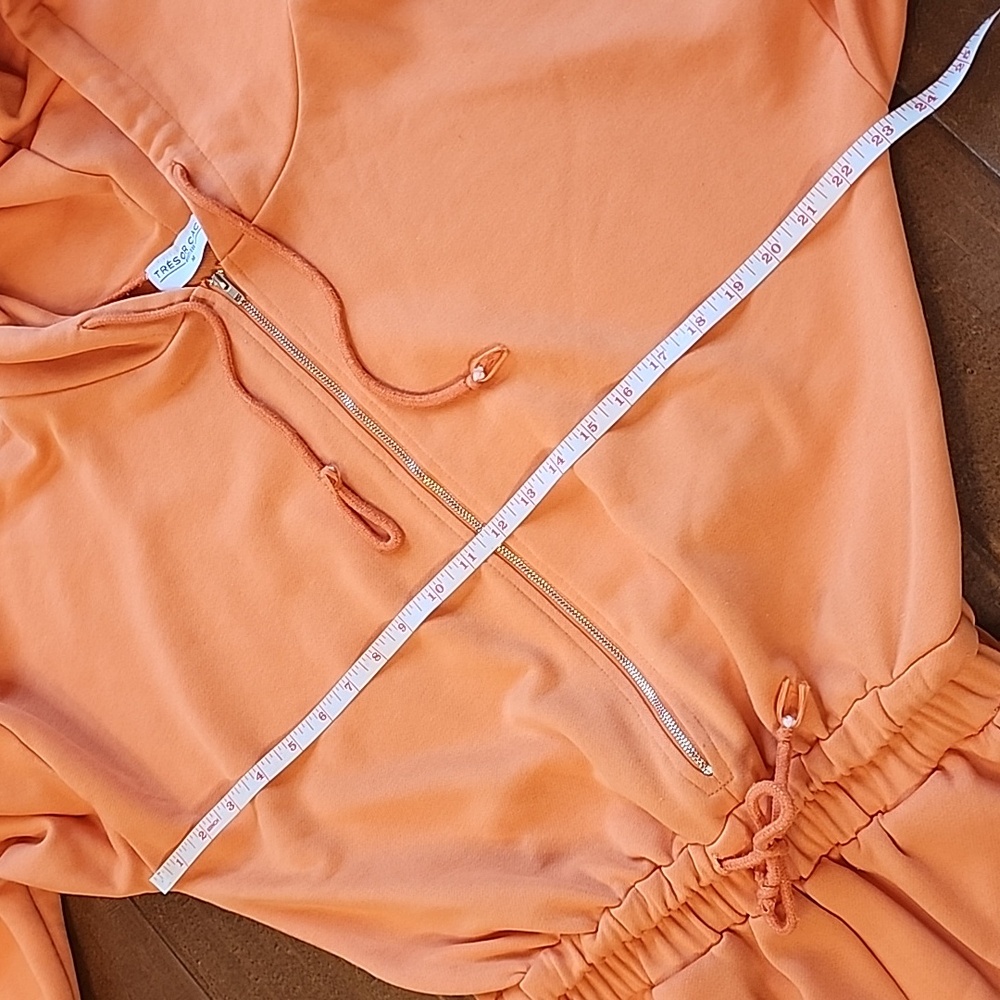 Tresor Cache Boutique Orange Hooded Zip-Up Longsleeve Romper Shorts - Picture 8 of 13